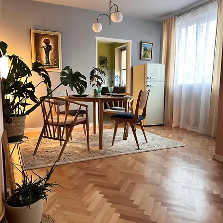 Vera With Free Parking וליקו טורנובו